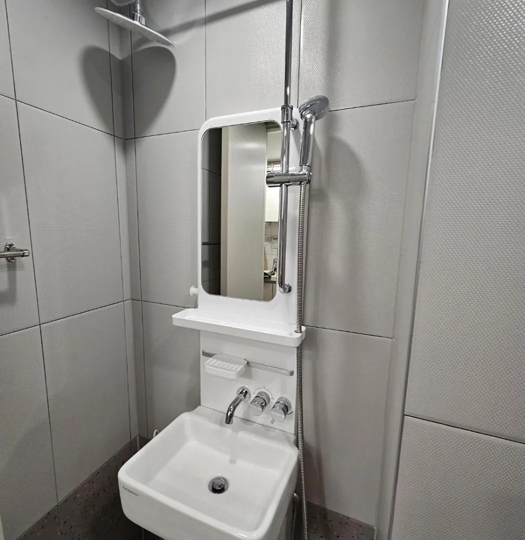 Apartman Sillim Sindaebang Station Gocheok Sky Dome Lovely House Szöul